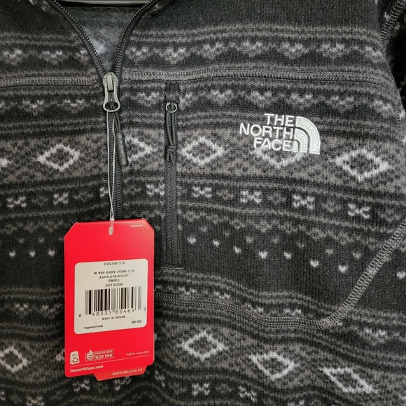 THE NORTH FACE - GRDN LYONS 1/4 ZIP - GREY - SMALL - Picture 2 of 4